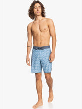 Cargar imagen en el visor de la galería, Ropa de baño para Hombre QUIKSILVER BOARDSHORT HSENDLESSTRIP18 M BDSH BSG7 BLF7
