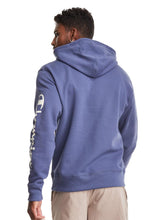 Cargar imagen en el visor de la galería, Polera para Hombre CHAMPION GF89H586586 POWERBLEND GRAPHIC HOODIE 93O
